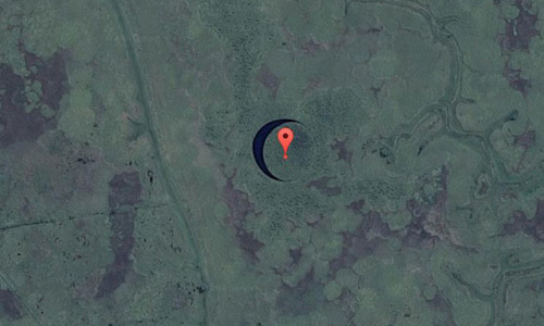 Nhóm nghiên cứu lần đầu tiên phát hiện hòn đảo thông qua bản đồ Google Maps và quyết định đến đây khảo sát thực địa.