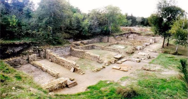 Trong vài thập kỷ qua, các nhà khảo cổ học từ Bulgaria và Ba Lan đã tiến hành khai quật tại địa điểm nơi từng có pháo đài Novae của lính La Mã. Tàn tích của pháo đài có thể được tìm thấy ở miền bắc Bulgaria dọc theo sông Danube, nơi những người chiếm đóng La Mã đã thiết lập và bảo vệ biên giới lãnh thổ cách đây 2.000 năm.