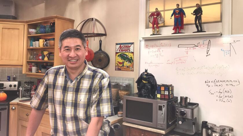 Jonathan Feng, một nhà vật lý học tại Đại học California-Irvine (UCI) và là một trong những người dẫn dắt nhóm hợp tác quản lý thí nghiệm FASER, cho biết: “Trước dự án này, không có một dấu hiệu nào của neutrino từng được nhìn thấy trong một máy gia tốc hạt."