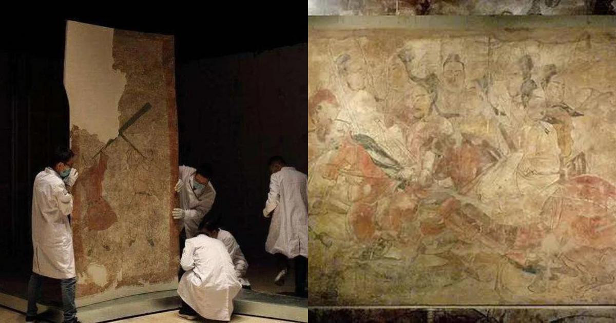 Nhưng sau đó họ đã tìm thấy văn bia của chủ nhân ngôi mộ đằng sau quan tài, danh tính của người này khác hoàn toàn so với suy nghĩ của chuyên gia.