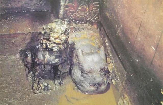 Ngôi mộ có diện tích khoảng 400m2 nhưng do đã bị trộm đột nhập nên các chuyên gia không hi vọng tìm được cổ vật.