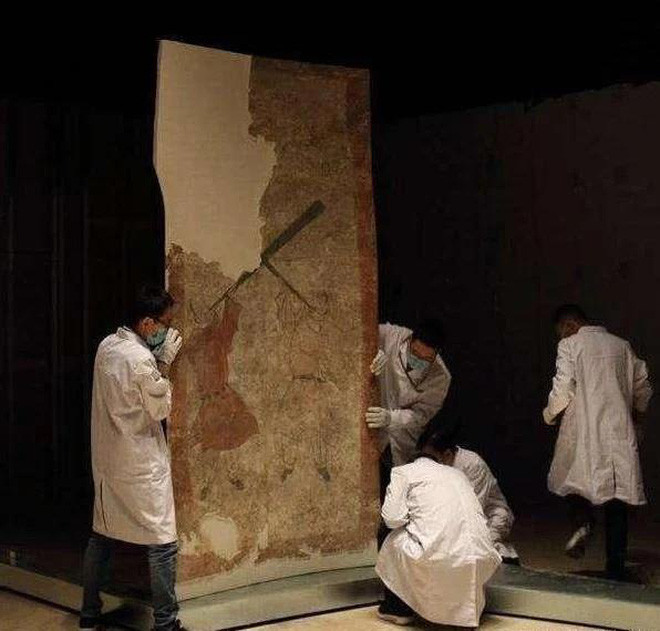 Chủ nhân của lăng mộ là Lâu Duệ, thừa tướng của triều đại Bắc Tề, cũng là cháu của hoàng hậu Lâu Chiêu Quân.