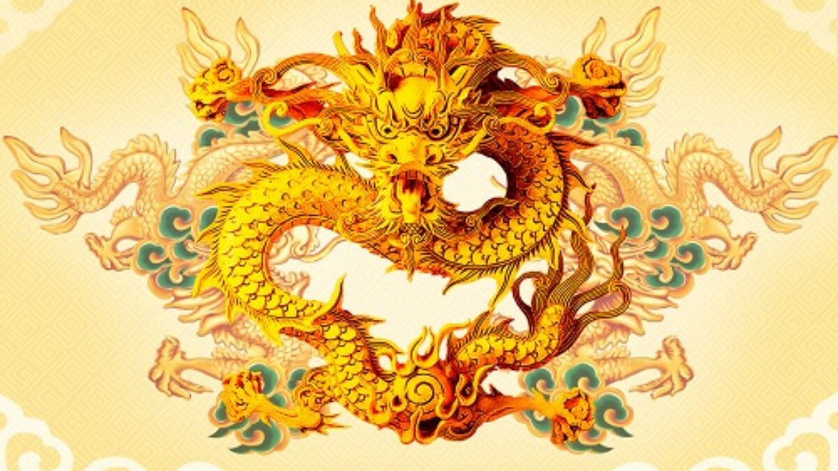 Hạng 2: Tuổi Thìn. Trời sinh ra những người tuổi Thìn vốn dĩ "số sướng" khi phúc lớn mệnh lớn. Nhưng ở đời thăng trầm chẳng ai đoán trước được, vẫn có những thời điểm con giáp này phải chật vật đối mặt với thách thức mà cuộc sống đặt ra.