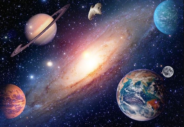 Ward, một nhà cổ sinh vật học và Broenlee, một nhà thiên văn học đã kết hợp các yếu tố lại để xây dựng nên một thứ gọi là giả thuyết Trái đất hiếm. Nói một cách đơn giản, giả thuyết Trái đất hiếm cho rằng những điều kiện độc nhất của Trái đất đã cho phép dạng sống phức tạp được hình thành và phát triển và những điều đó khó có thể xảy ra rộng rãi trong toàn vũ trụ.