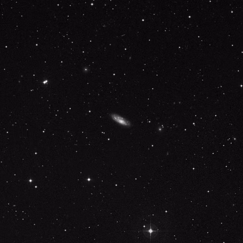 Những cấu trúc ngoạn mục mang hình con mắt này có thể chứa các bụi và sao, được cho chỉ xuất hiện ở 1/1.000 thiên hà.