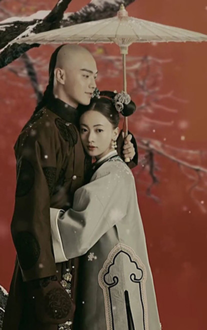 Lại nói về thân thế của Phúc Khang An vô cùng đặc biệt. Trước hết, dù trên danh nghĩa là con trai của Phó Hằng, nhưng cái tên Phúc Khang An lại do đích thân Càn Long đặt.