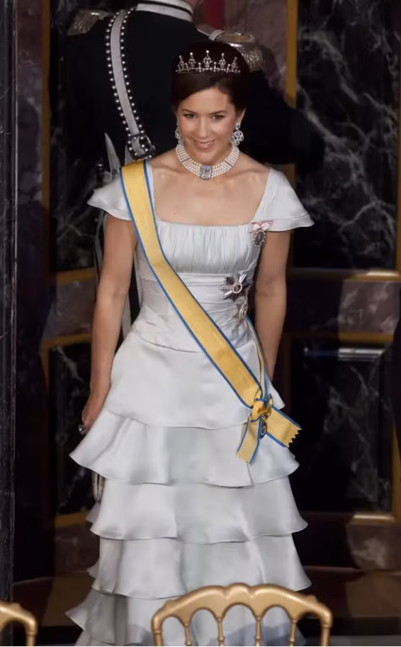 An tuong phong cach thoi trang cua Hoang hau Dan Mach-Hinh-10