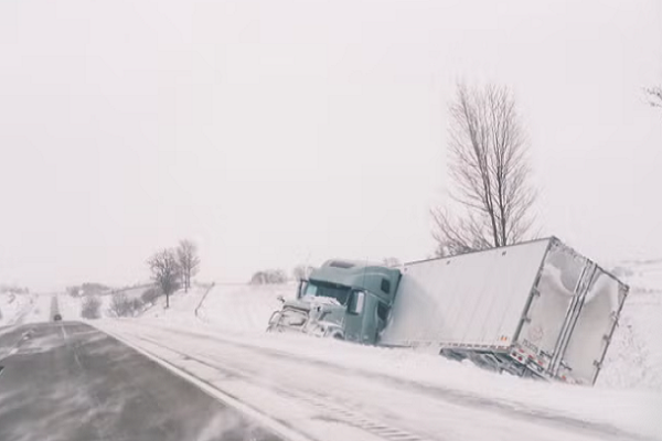 Theo AP, nhiệt độ dưới mức đóng băng trên khắp nước Mỹ khiến hàng triệu người dân nước này phải đối mặt với cái lạnh nguy hiểm. Ít nhất 4 người thiệt mạng và hàng trăm nghìn người rơi vào cảnh mất điện,... trong đợt bão tuyết mới nhất tấn công nước Mỹ. (Nguồn ảnh: AP, Reuters, Daily Mail, Independent)