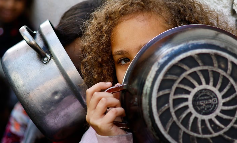 Trước đó, Liên Hợp Quốc tập trung mọi nỗ lực cho hoạt động cung cấp viện trợ nhân đạo quan trọng và lâu dài cho người dân Dải Gaza.