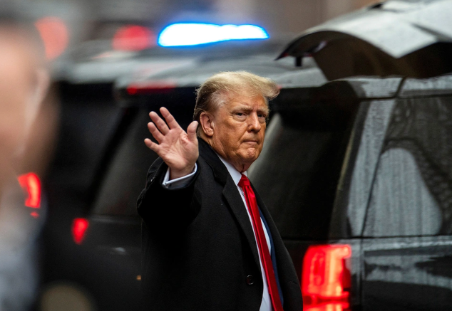 Ong Trump se khang cao phan quyet boi thuong 83 trieu USD cho cuu nha bao