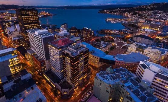 9. New Zealand: New Zealand là một quốc gia có nền dân chủ ổn định và không có lịch sử xung đột chiến tranh đẫm máu. Chính sách đối ngoại thân thiện giúp quốc gia này giành được vị trí thứ tư trong Chỉ số Hòa bình Toàn cầu. Ảnh: britannica.com.