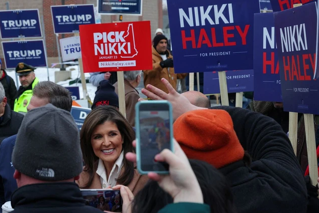 Bau cu so bo My: Ong Trump gianh chien thang tai New Hampshire-Hinh-2