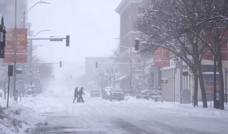Toan canh nuoc My chim trong bang gia, hon 90 nguoi chet