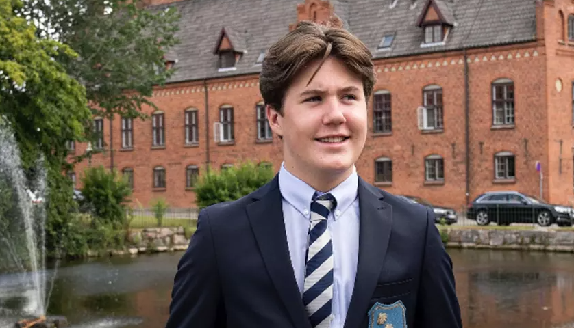 Christian từng theo học tại trường nội trú Herlufsholm ở Næstved, nhưng được chuyển đến trường Ordrup Gymnasium vào năm 2022. Thái tử được cho là sẽ tốt nghiệp Ordrup vào tháng 5/2024. Ảnh: EB.