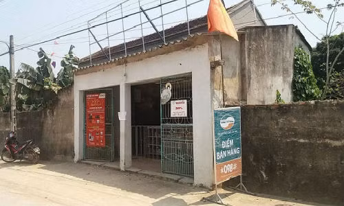 Nu sinh lop 8 sat hai hang xom roi tao hien truong gia