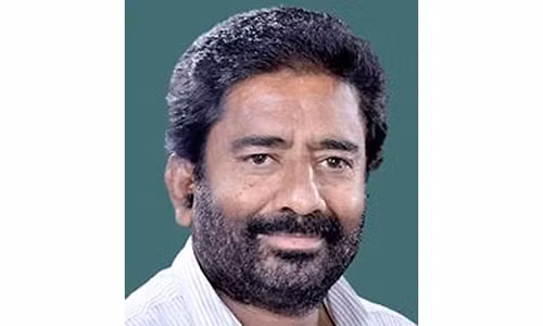 Nghi si An Do rut dep tat tiep vien hang khong 25 phat