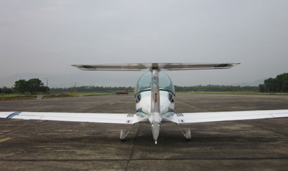 Ngoài ra, ông Cao Tiến Đoan còn là tâm điểm được dư luận khi năm 2011, ông đặt mua về Việt Nam 4 chiếc máy bay trực thăng dưới danh nghĩa công ty Hành tinh Xanh – nơi ông là thành viên HĐQT.