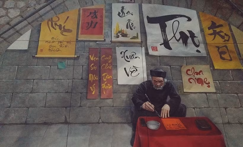 Tuy nhiên sau một tuần nay, việc vẽ tranh đã tạm dừng. Đại diện Sở VH&amp;TT Hà Nội, UBND quận Hoàn Kiếm (Hà Nội) cho biết, do nhiều bức tranh cần phải chỉnh sửa vì có nhiều chi tiết không phù hợp