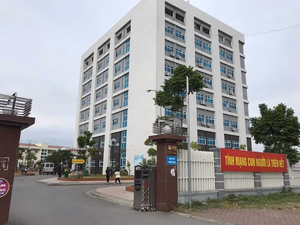 Dinh chi kip truc vu 4 tre sinh non tu vong tai BV San nhi Bac Ninh