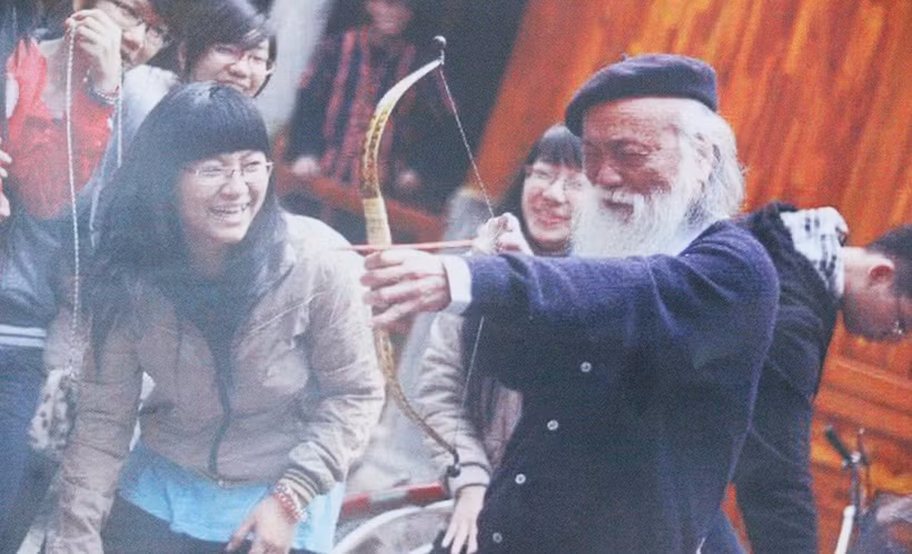 Những hình ảnh giản dị nhất của thầy Văn Như Cương được trưng bày tại buổi triển lãm.