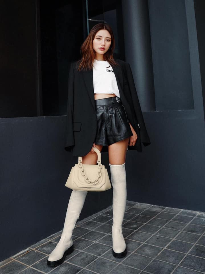 Cô rất biết cách phối và kết hợp trang phục phù hợp với cơ thể. Ảnh: IGNV