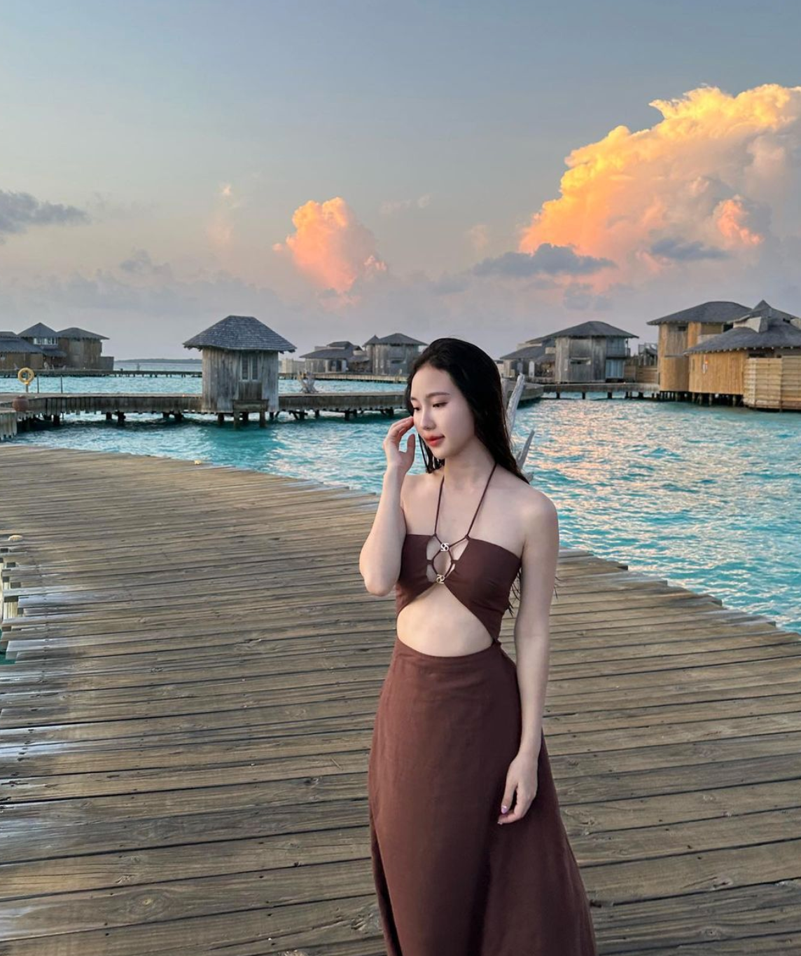 Hiện tại sau thời gian bôn ba, gái xinh tỷ phú này đã tự xây dựng một thương hiệu làm đẹp riêng.