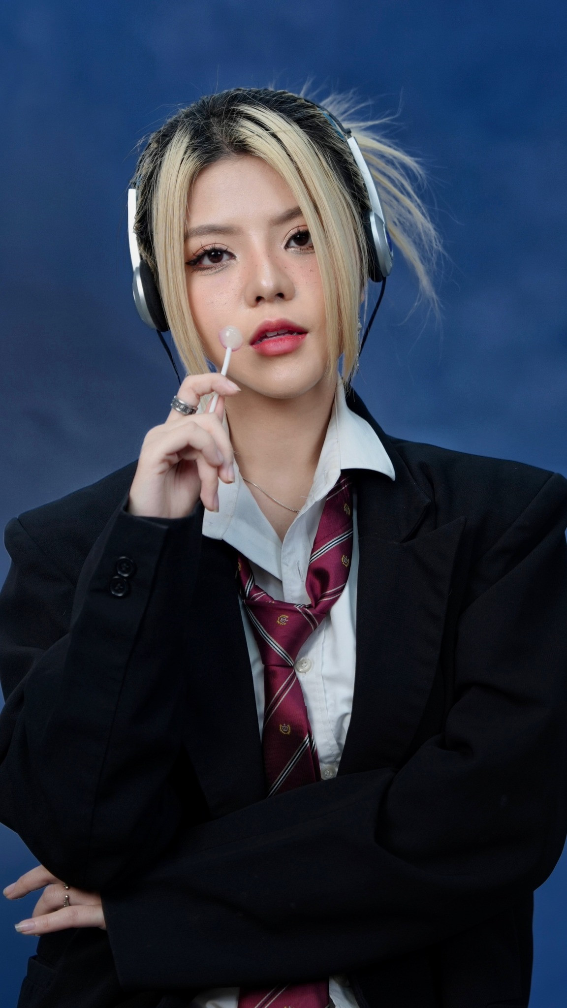 Reency Ngô còn tích cực đăng ký tham gia casting các phim ngắn học đường chiếu mạng. Ngay từ những năm cấp 2, cô nàng tham gia rất nhiều dù là vai nhỏ để thỏa lòng đam mê đồng thời cũng trau dồi thêm nhiều kinh nghiệm.