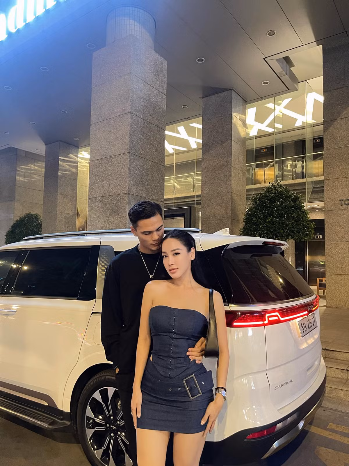 Trên trang cá nhân, Thanh Thảo nhận được nhiều lời khen của fan về sắc vóc “chuẩn không cần chỉnh”.