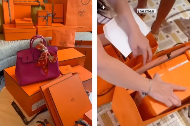Theo đó, hot girl đời đầu đăng tải hình ảnh bên "núi đồ" hàng hiệu từ nhà Hermes. Đáng chú ý đó là chiếc túi Hermes Birkin màu hồng magenta hot trend 2023. Được biết, giá của chiếc túi "đặc trưng" này có giá dao động từ 500 triệu đồng trở lên.
