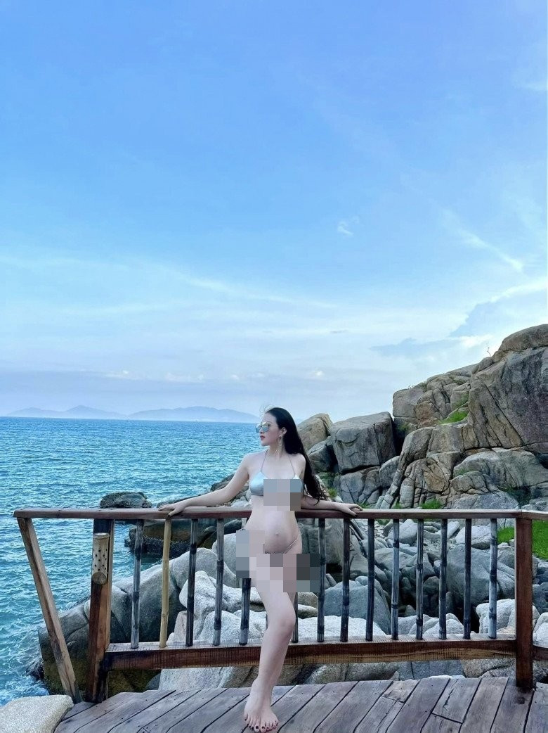 Đến hiện tại, sau 4 năm kết hôn, cuộc sống của Trần Thu Hương vẫn khiến nhiều chị em ao ước. Đặc biệt, mới đây cô vừa chia sẻ đã tiếp tục mang thai lần 3.