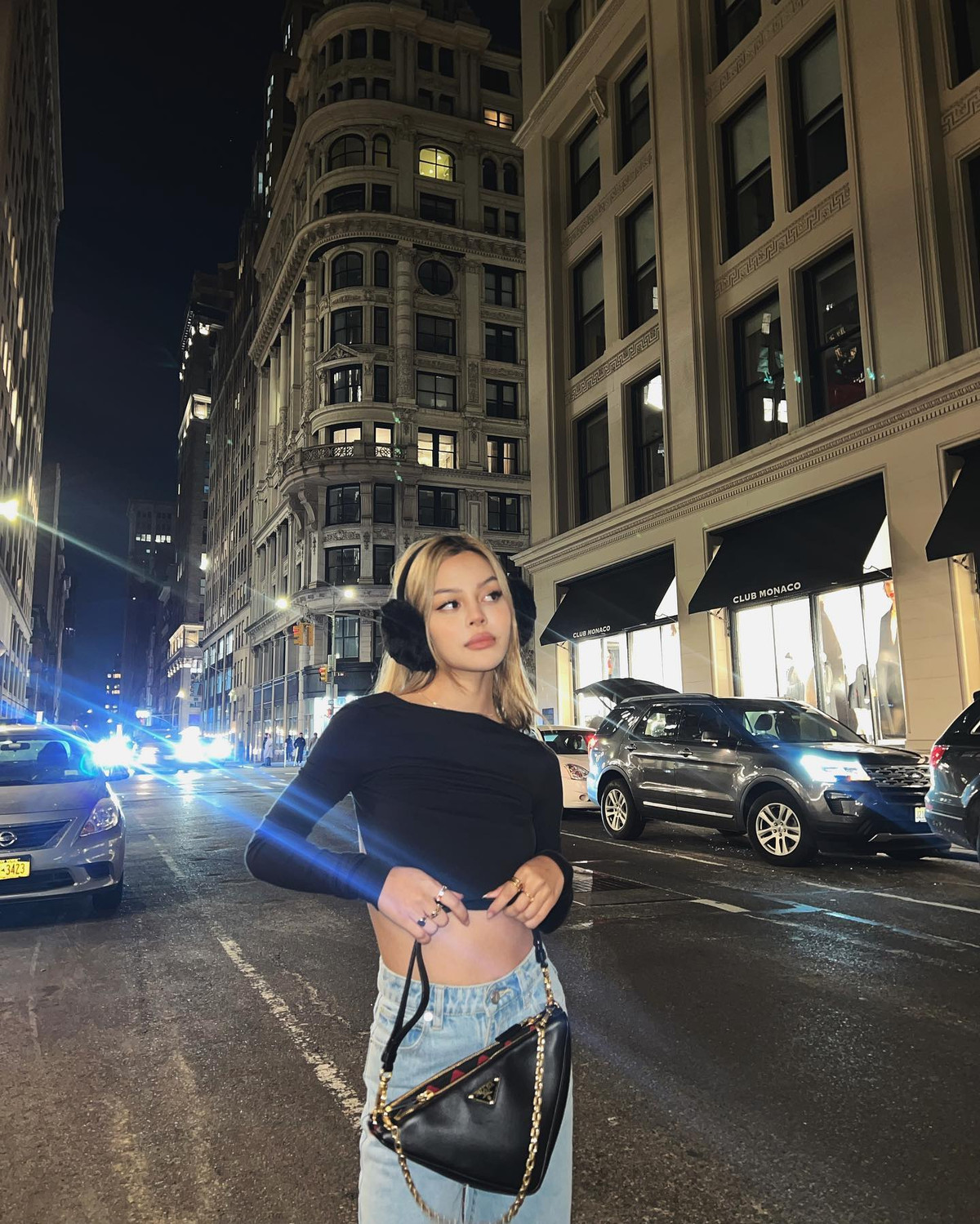 Lily Maymac hiện là đối tác quen thuộc của các nhãn hàng thời trang cao cấp như Louis Vuitton, Dior, Fendi, Miu Miu.