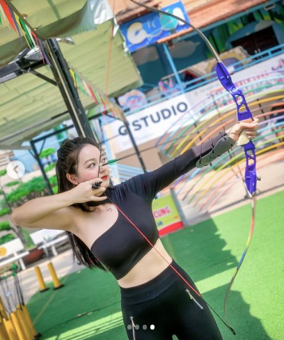 Quỳnh Trâm vốn là cái tên quen thuộc trên MXH, trước đó cô nàng từng nổi tiếng với danh xưng "hot girl áo dài".