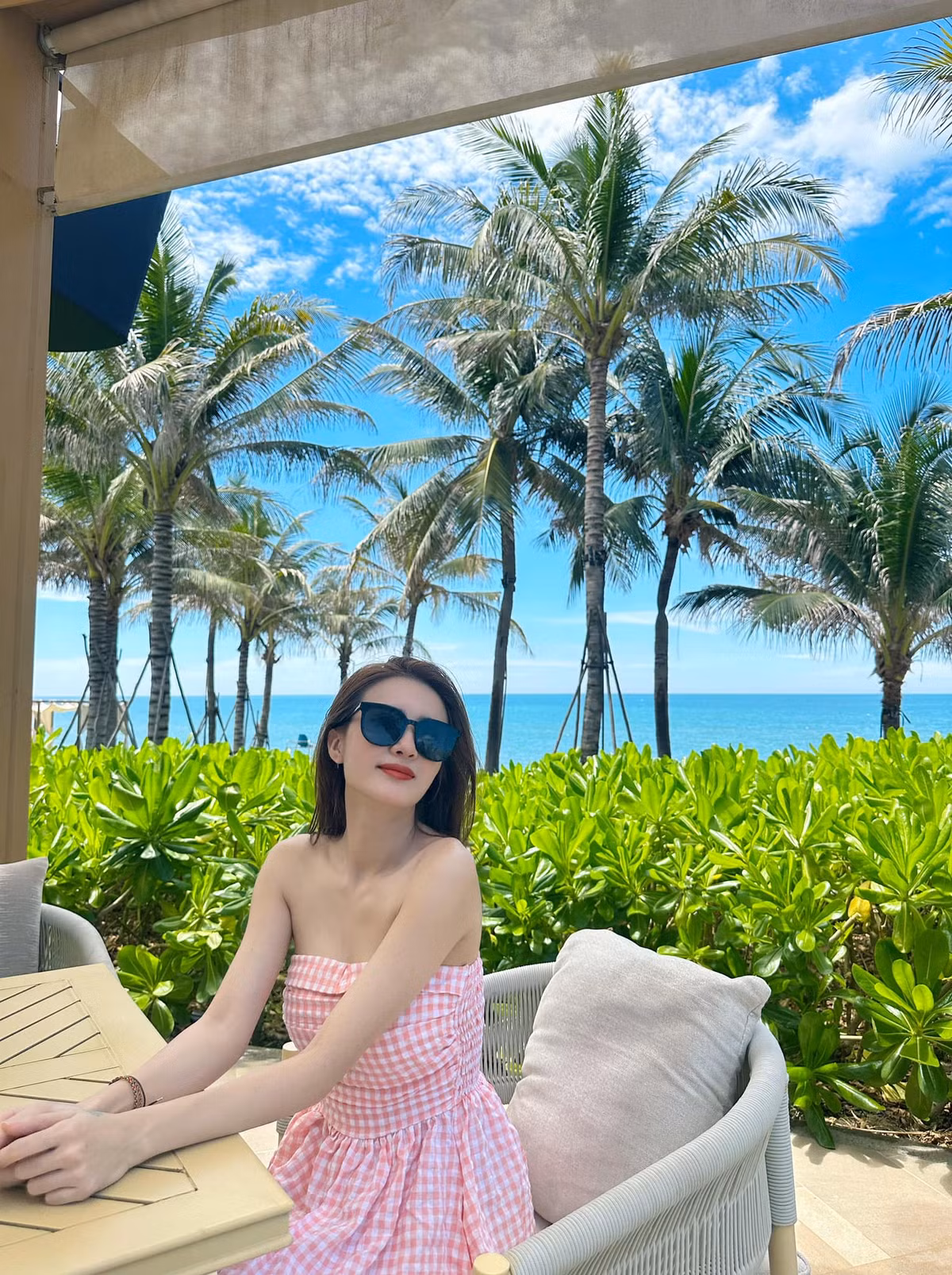 Từng là một hot girl nổi tiếng lại là em gái của cầu thủ Công Vinh, Lê Khánh Chi luôn nhận được rất nhiều chú ý trên mạng xã hội.