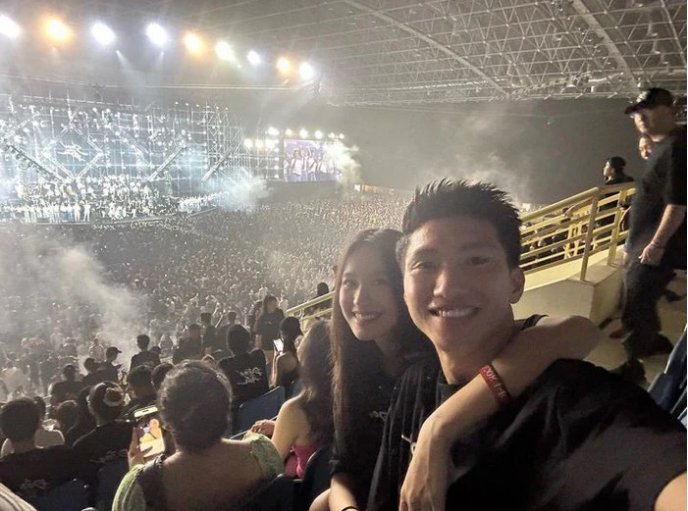 Mỗi lần về quê bạn trai, Hải My thường chọn phong cách ăn mặc đơn giản, gọn gàng.