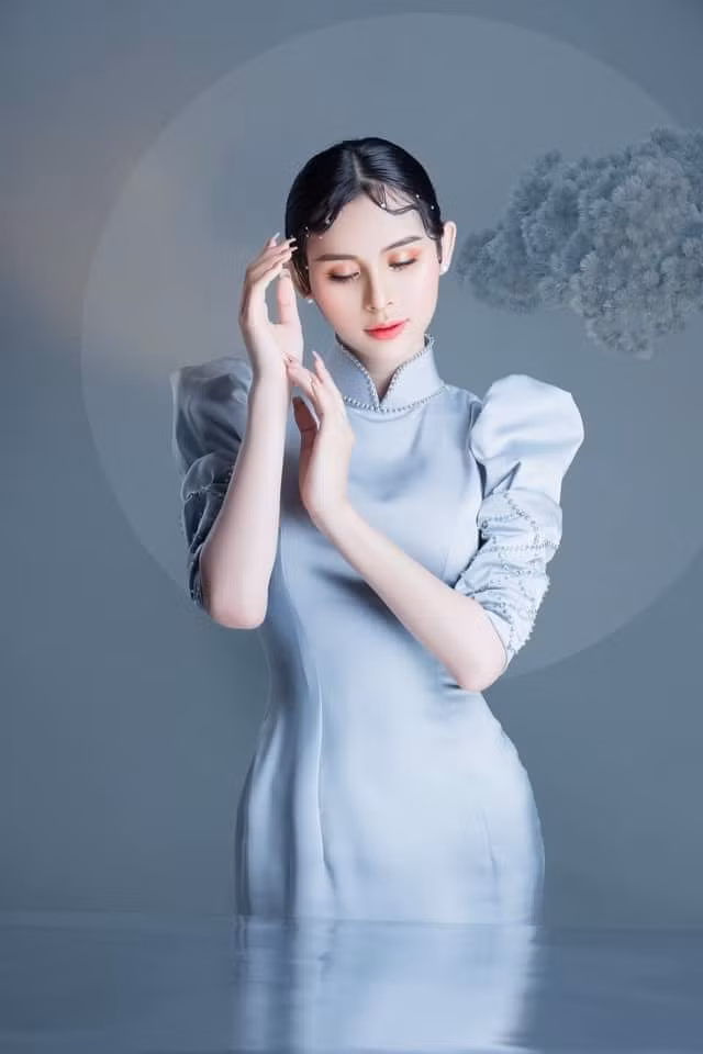 Đường cong mềm mại của cô gái chuyển giới Đắk Nông là niềm ao ước của nhiều "cô gái xịn".