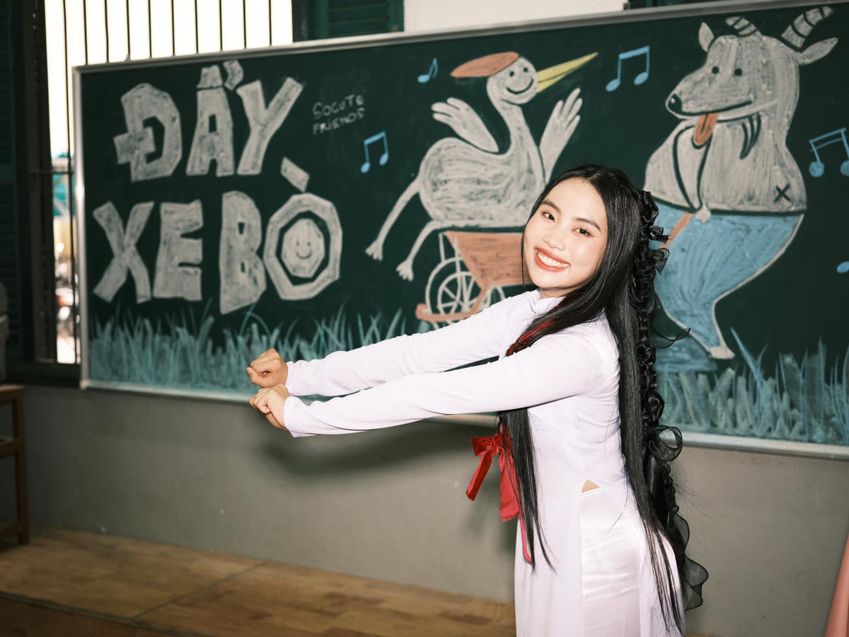 Tuy nhiên, đây chỉ là sự trùng hợp vui trong thời điểm kỳ thi THPT quốc gia đang nhận nhiều sự quan tâm. Phương Mỹ Chi cũng chưa lên tiếng thêm về màn "tiên tri" này.