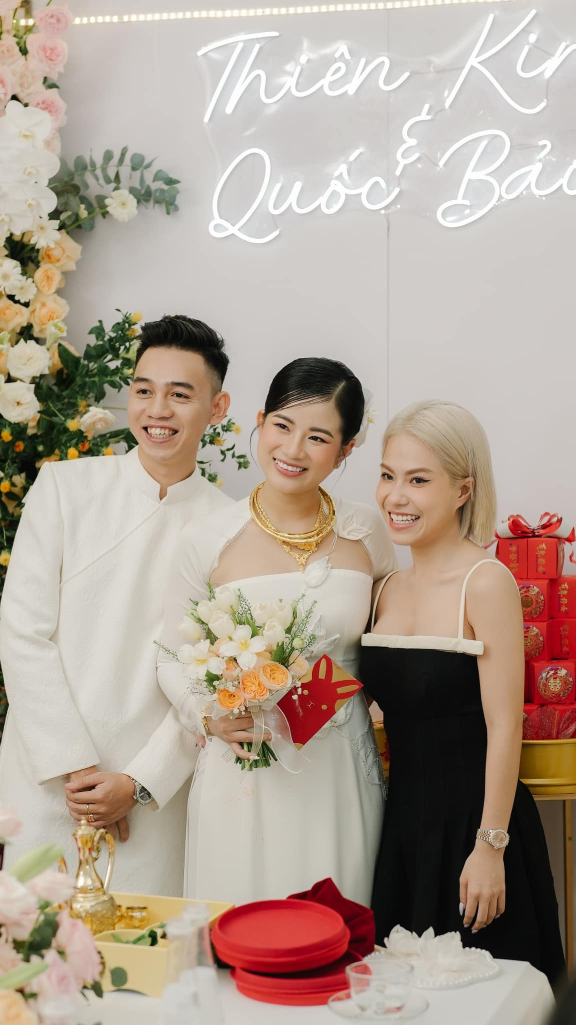 Mức lương hàng trăm triệu đồng mỗi tháng đại gia quận 7 trả cho bảo mẫu Thiên Kim cũng từng gây sốt cộng đồng mạng một thời.