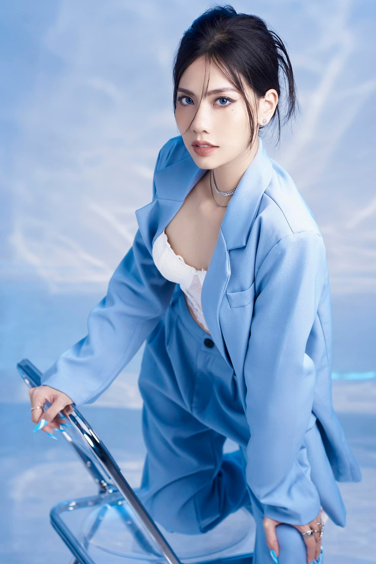 Với gương mặt xinh đẹp cùng cách nói chuyện hài hước, nữ TikToker Châm Sứa thu hút rất nhiều lượt "thả tim" cũng như theo dõi từ cộng đồng mạng.