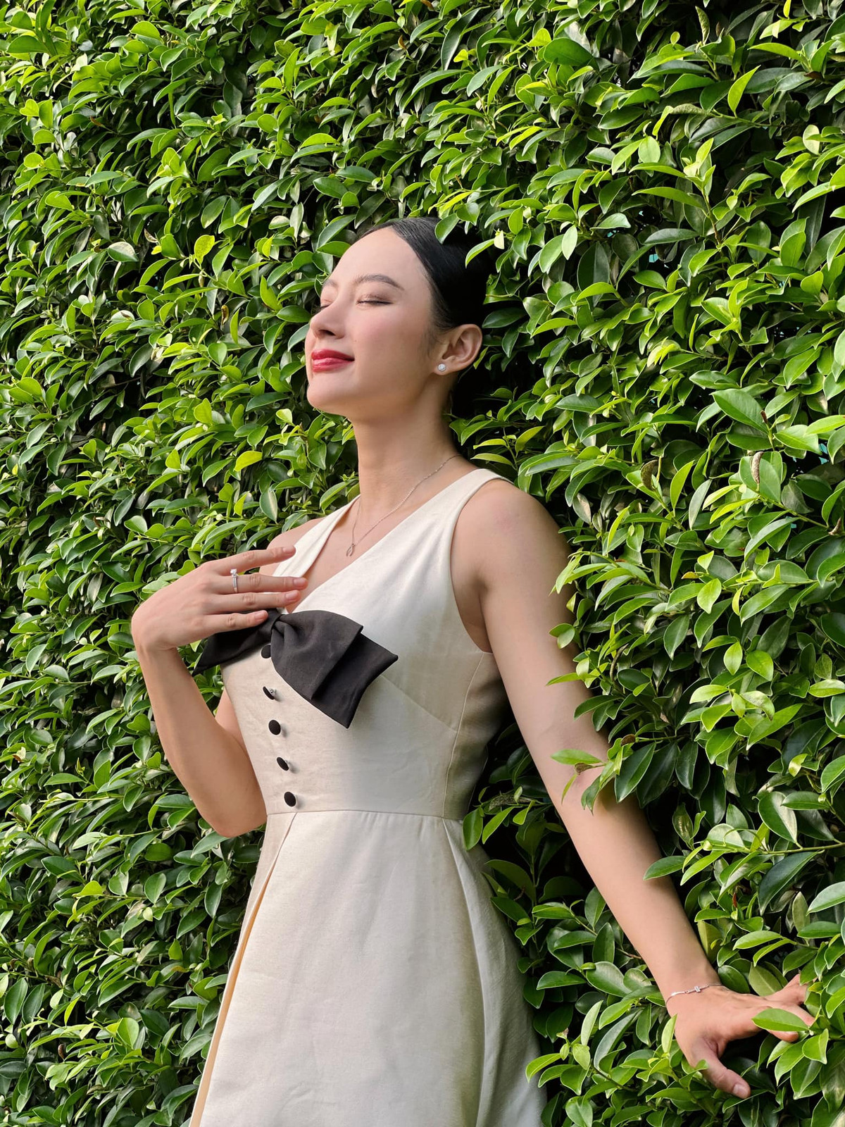 Tuy nhận về không ít những bình luận trái chiều nhưng cô nàng vẫn vui vẻ, tích cực, chăm chỉ tập luyện.