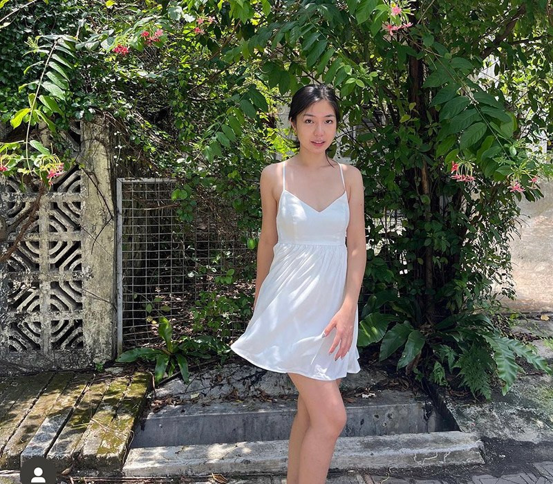 Vẻ đẹp vừa ngọt ngào lại trí thức giúp cho Shi Qi trở nên quyến rũ, hấp dẫn và ấn tượng hơn trong mắt người hâm mộ và mọi người xung quanh. Ảnh: IGNV