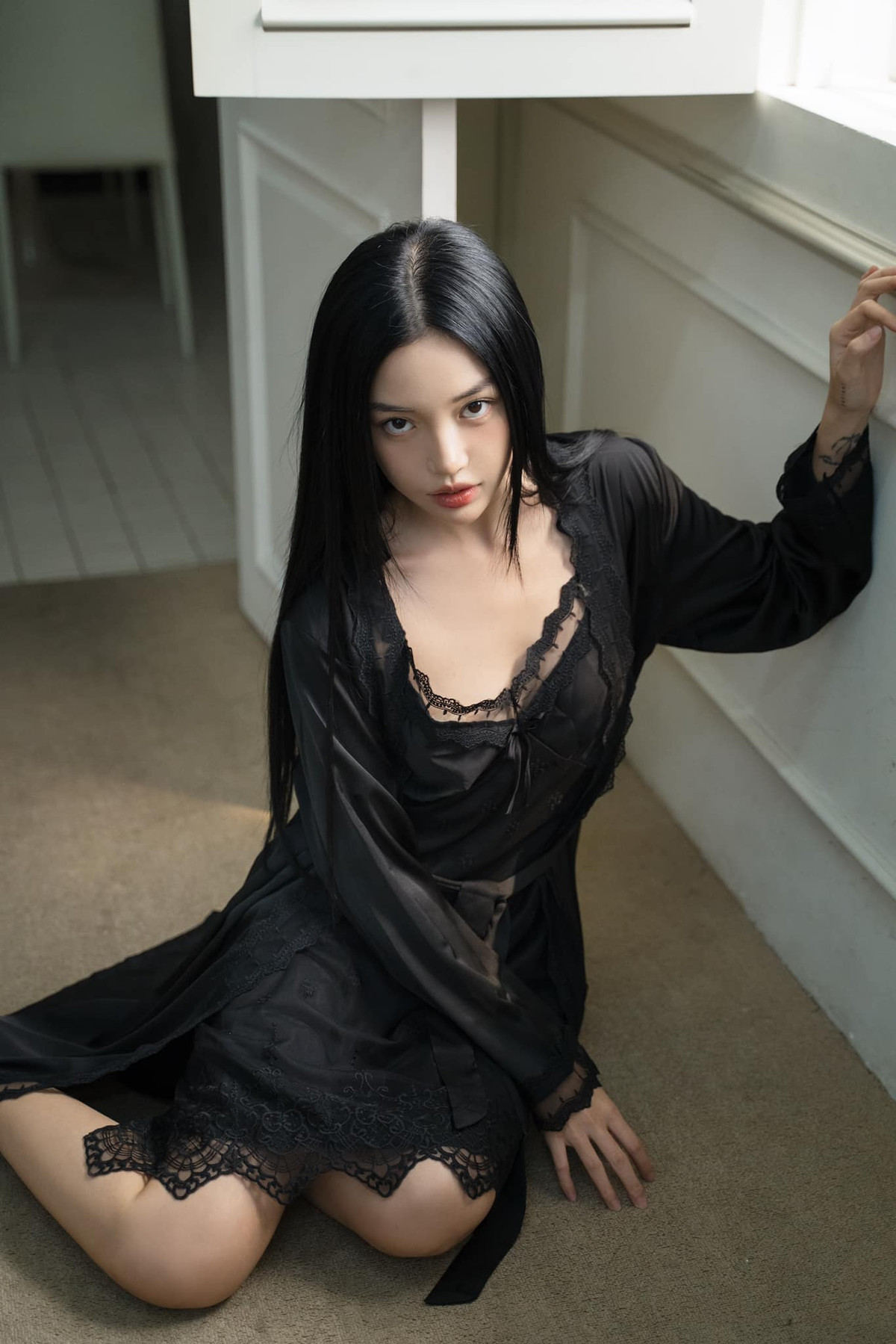 Linh Ngoc Dam hoa nang tho, nu cuoi lam netizen me man