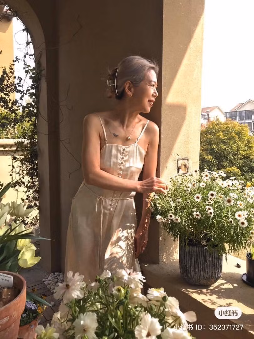 Được biết, cụ bà nổi tiếng trên mạng xã hội Trung Quốc này có nickname Bình Bảo.