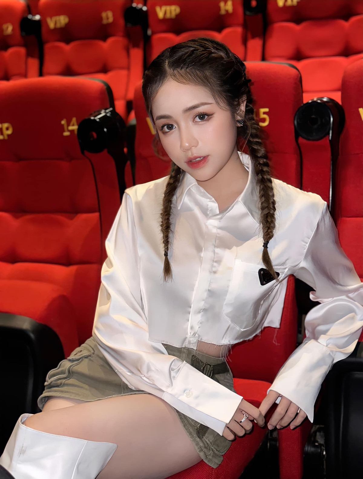 Trân Châu cho biết, trong năm 2023 cô dự định sẽ phát triển hơn nữa bản thân mình.