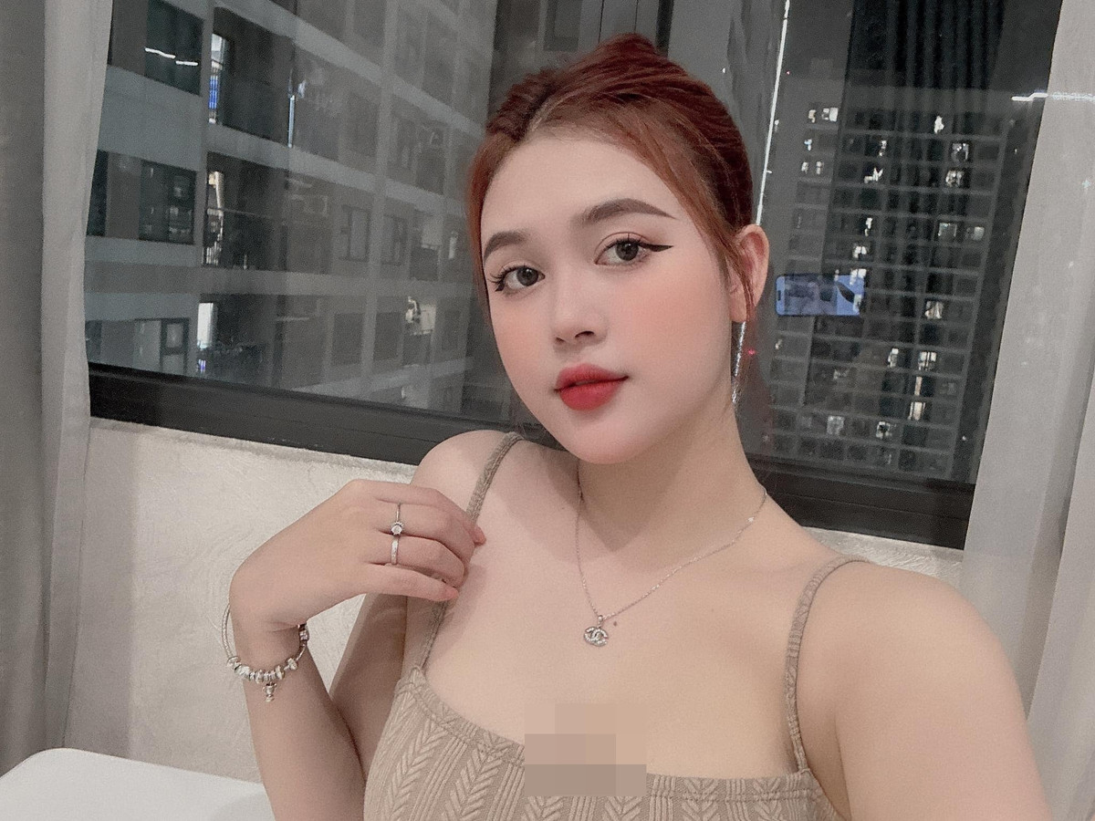 Diễm Quỳnh sở hữu body nuột nà dù đã có con gái đầu lòng. Ảnh: FBNV