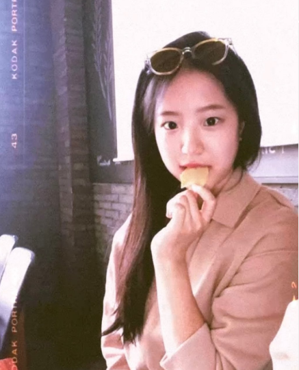 Hiện tay vợt trẻ có tới 105.000 lượt người theo dõi trên mạng xã hội.