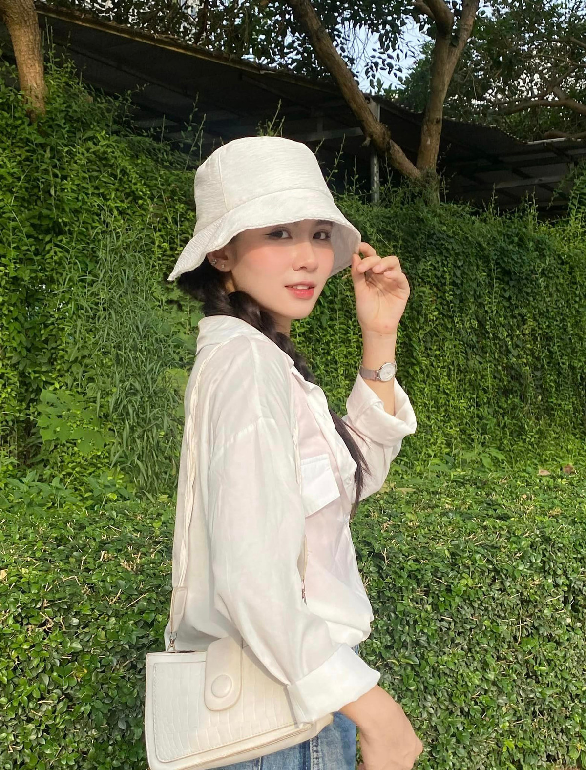 Quỳnh Trang hiện tại theo đuổi sự nghiệp diễn xuất.