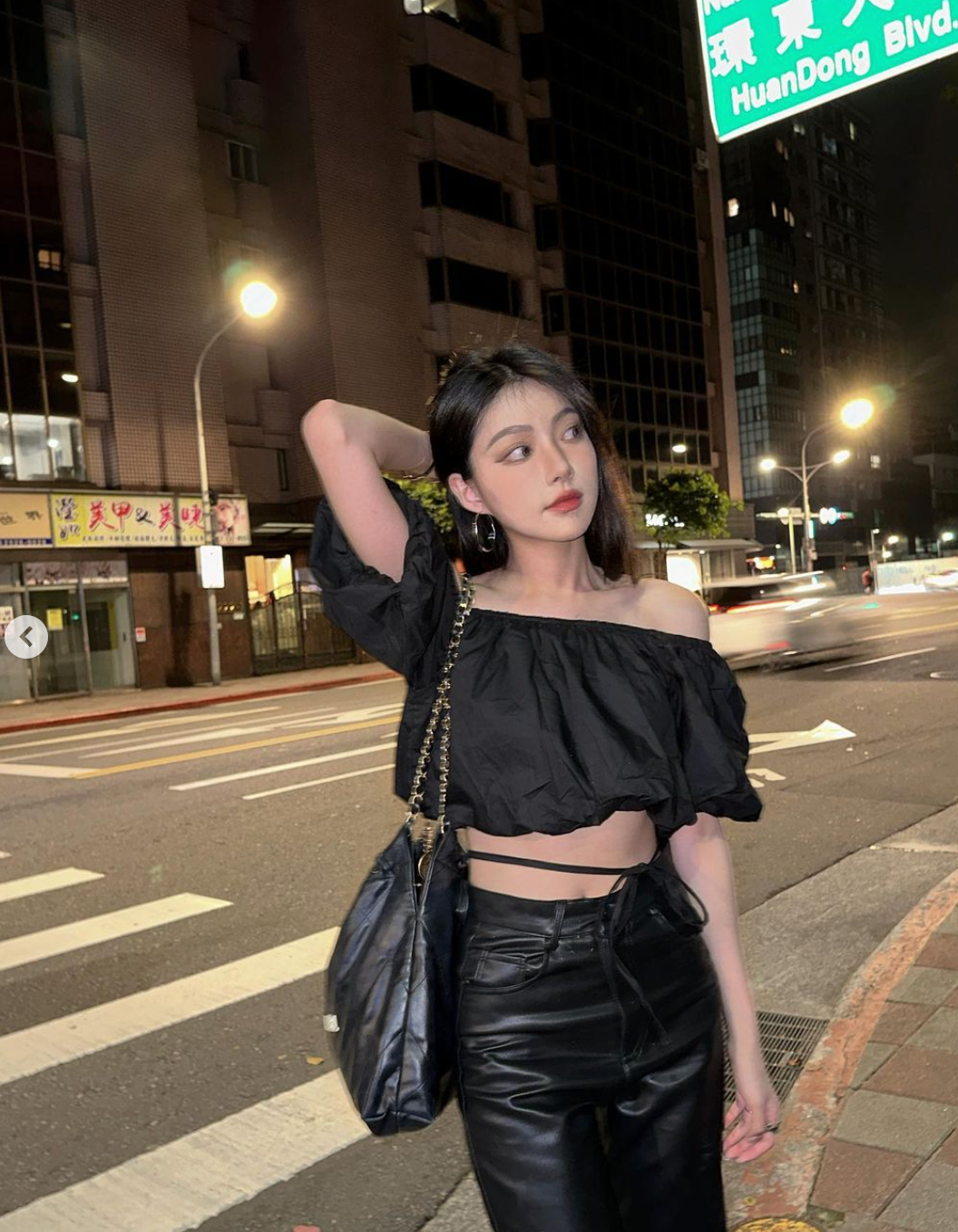 An An còn là một trong những blogger được yêu mến nhất trong lĩnh vực làm đẹp, thu hút hơn 300.000 người theo dõi trên trang Instagram cá nhân.