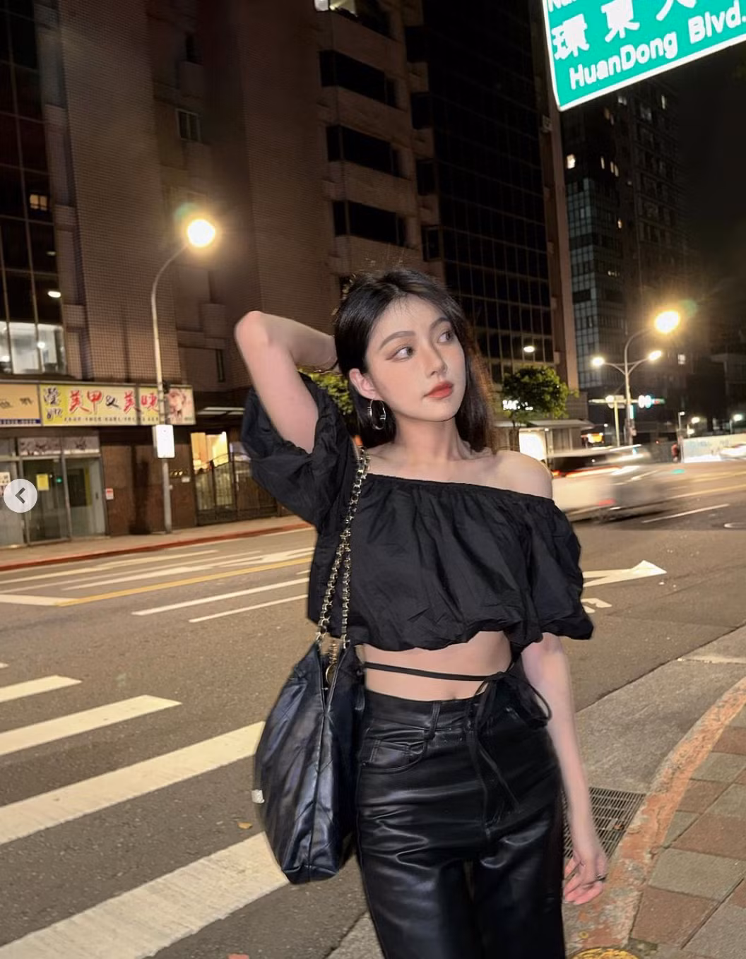 An An còn là một trong những blogger được yêu mến nhất trong lĩnh vực làm đẹp, thu hút hơn 300.000 người theo dõi trên trang Instagram cá nhân.