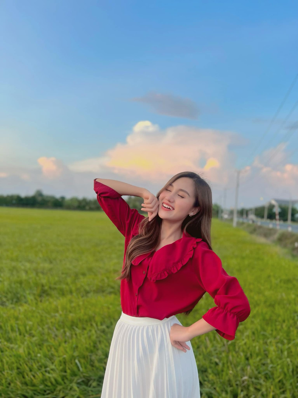 Cô nàng đặc biệt gây chú ý với ngoại hình ưa nhìn, gương mặt xinh xắn.