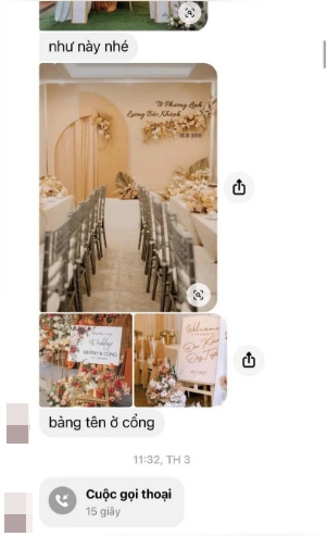 Từ khung rạp, phông nền sân khấu cho đến bảng tên ở cổng qua hình ảnh trên mạng rất đẹp và sang trọng.